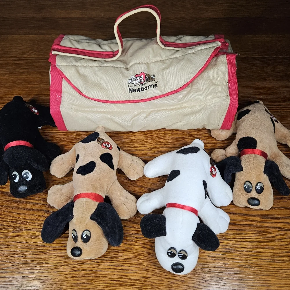 Tonka Pound Puppy Case With Puppies 1986 - Picture 2 of 13